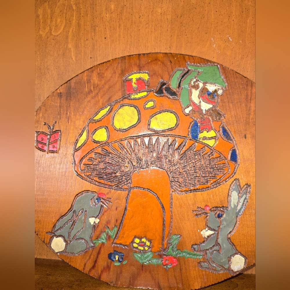 Vintage Hand Made Wooden Plaque with Mushroom and Animals Design - Picture 2 of 10